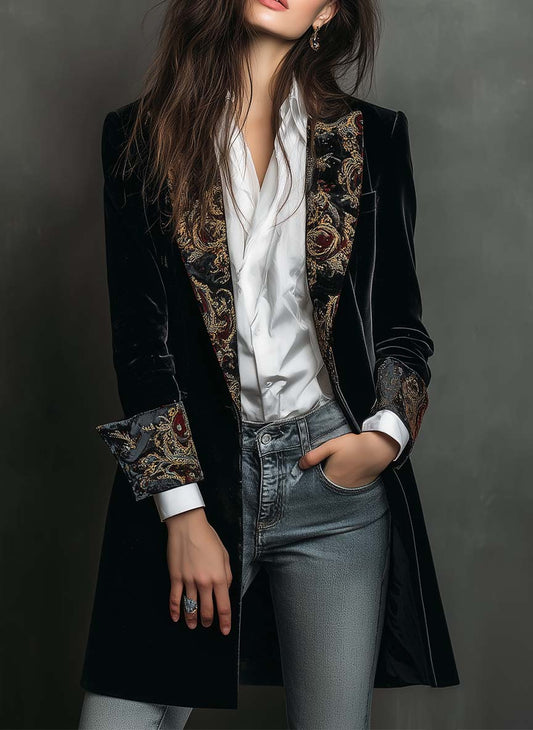 Camila | Blazer Entallado con Estampado Barroco Negro