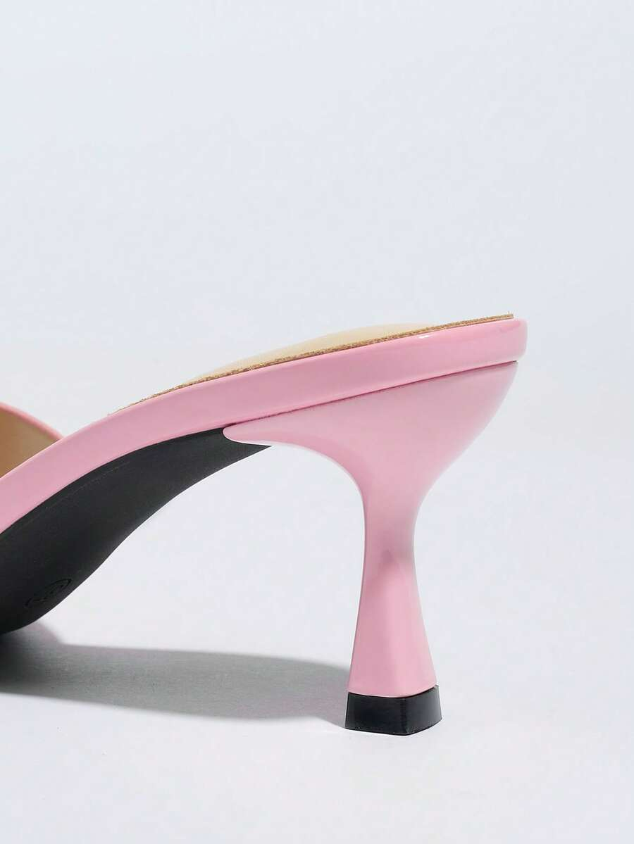 Vega - Tacones de Tira Ancha en Charol con Tacón Esculpido