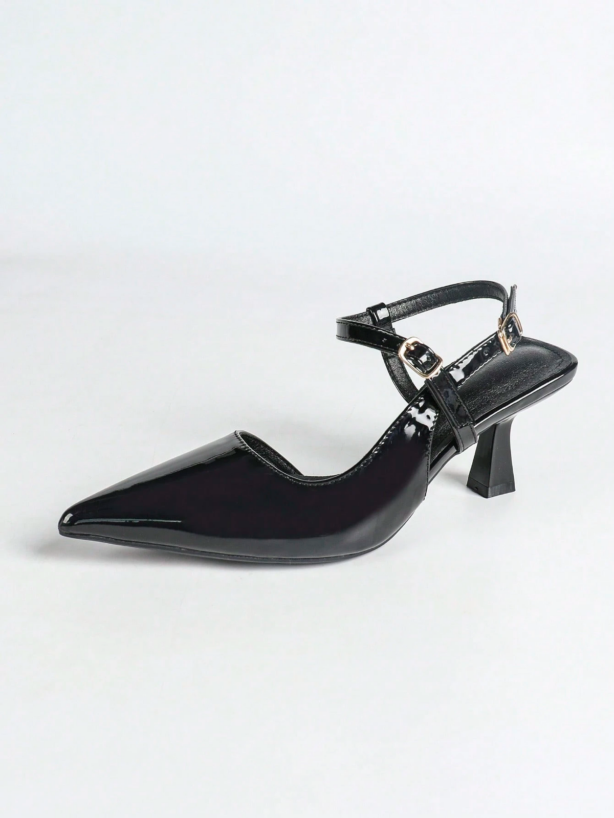 Julia - Slingback de Charol con Doble Correa al Tobillo