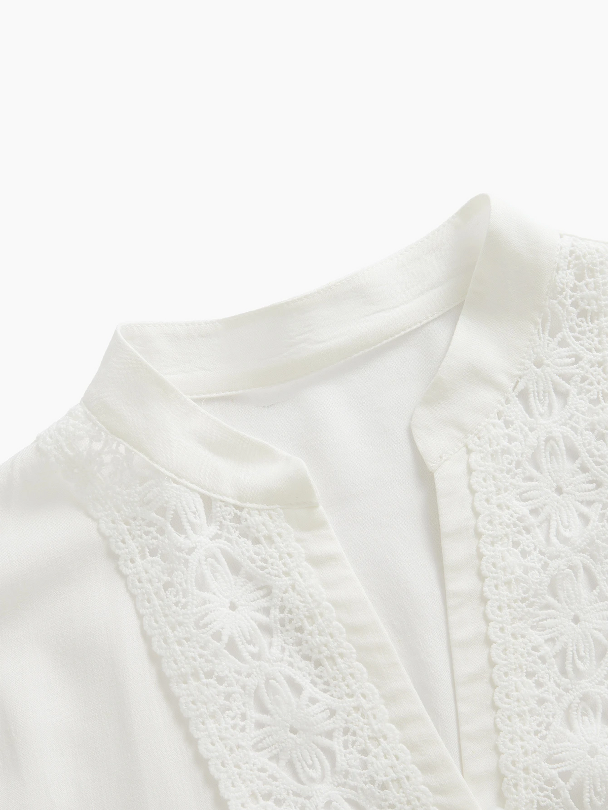 Isabella - Blusa Blanca Elegante con Encaje