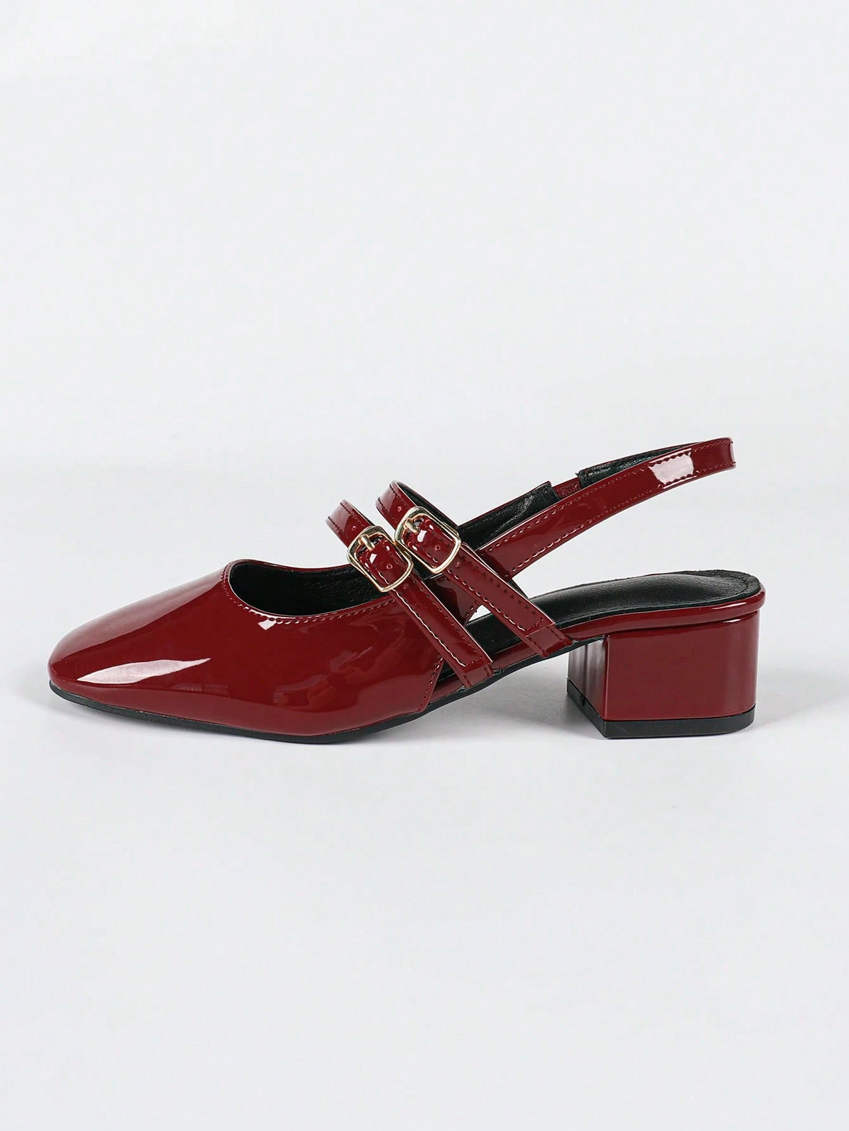 Carlota - Slingback de Charol con Doble Tira y Tacón Bloque