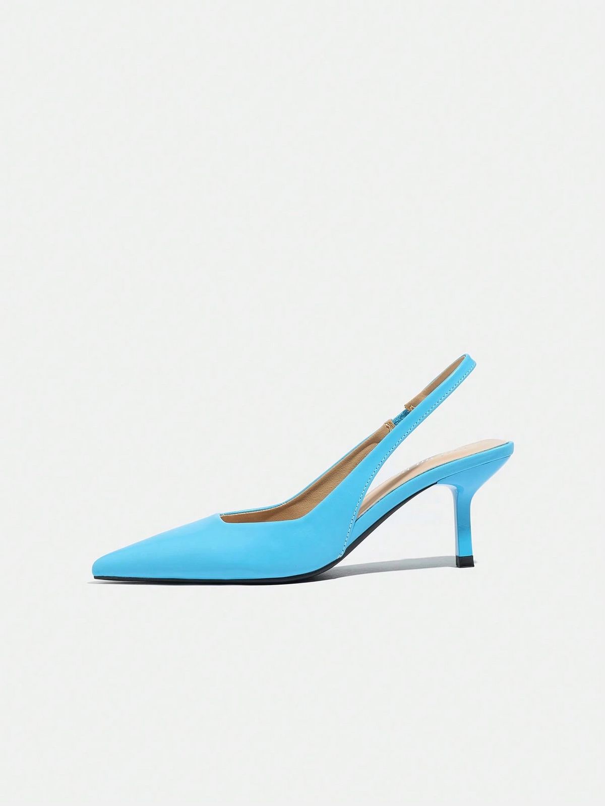 Vega - Slingback de Tacón Kitten con Punta Fina