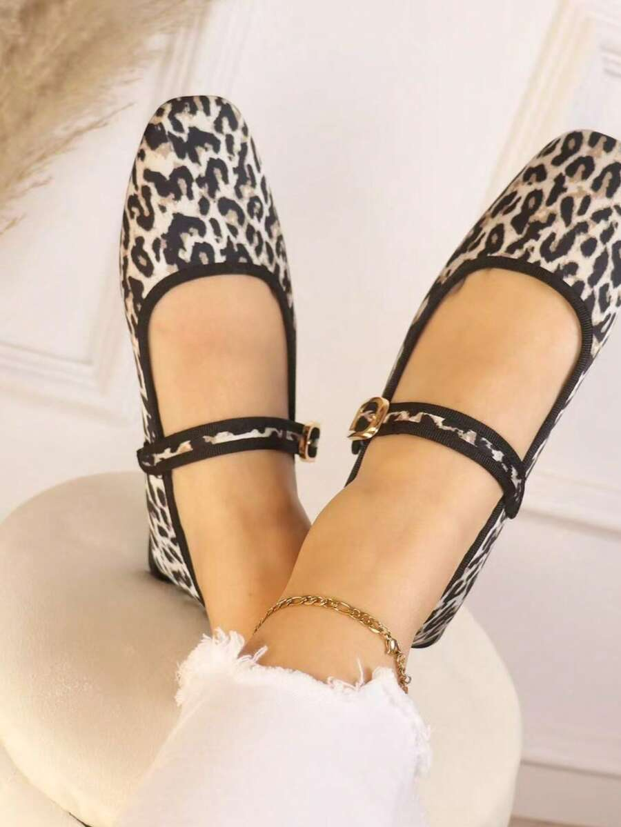 Valentina - Bailarina de Doble Tira con Estampado Animal
