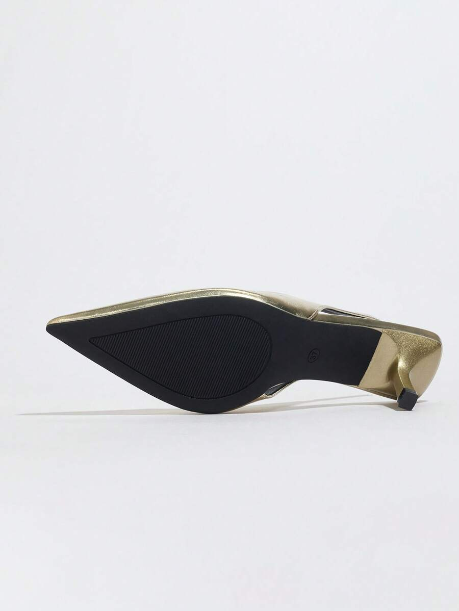 Vega - Slingback de Tacón Kitten con Punta Fina