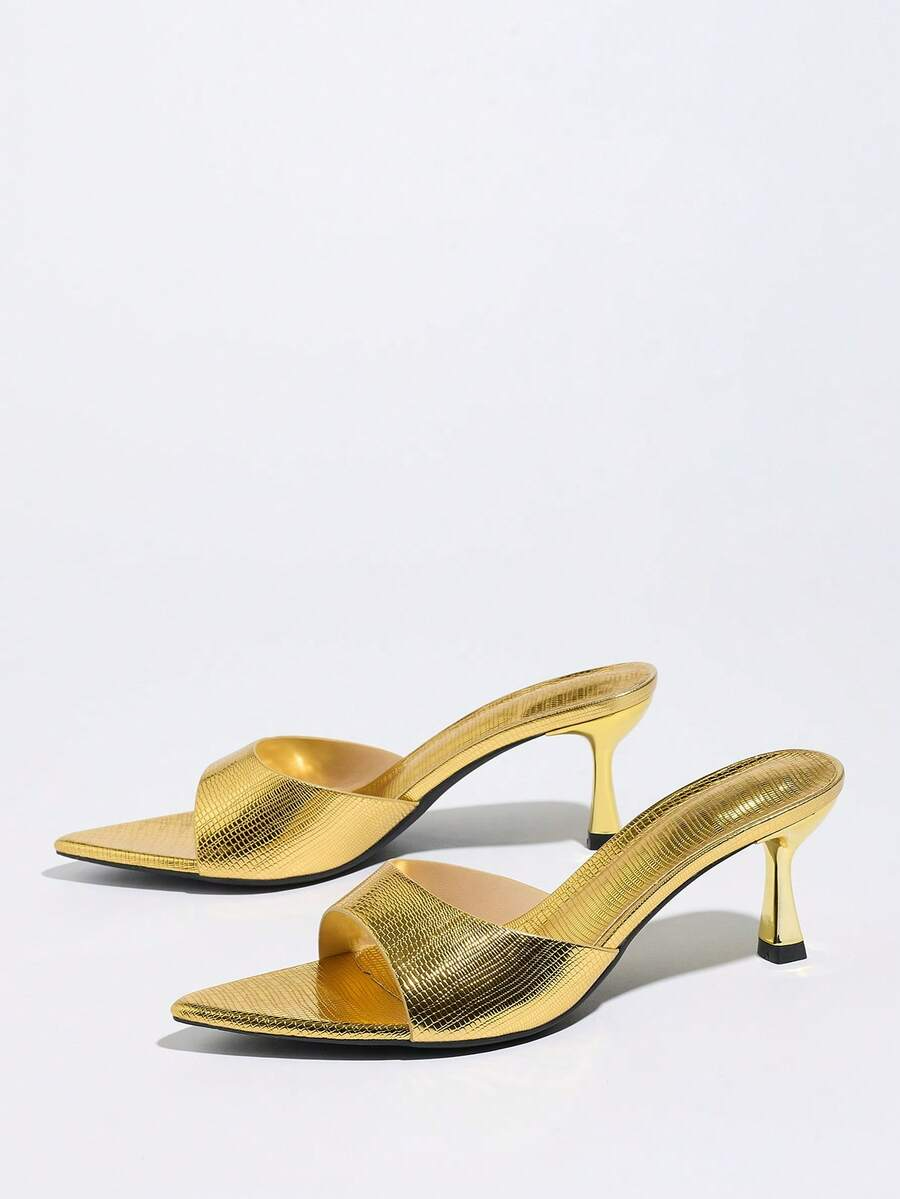 Vega - Tacones de Tira Ancha en Charol con Tacón Esculpido